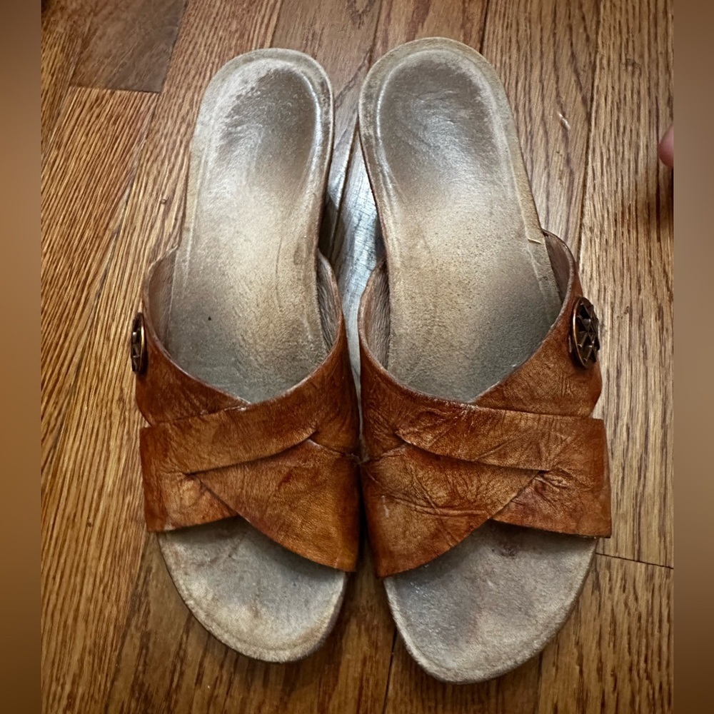 UGG Australia Lyra Sandal Women Size 6 Brown Leather Cork Wedge Slip On *READ*